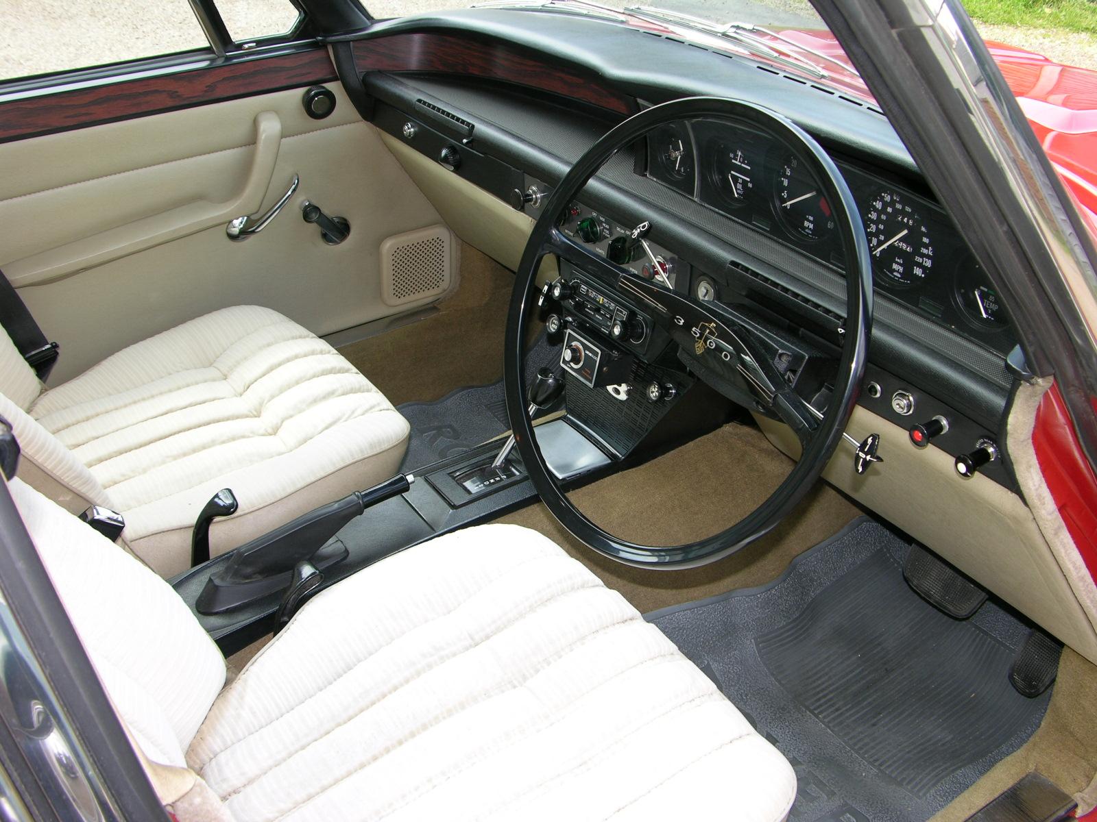 Rover, Rover P6, Rover V8, P6, Rover P6 interior