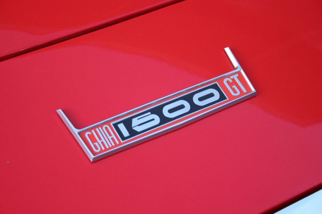 Fiat, Ghia, Ghia 1500GT, Ghia 1500GT badge