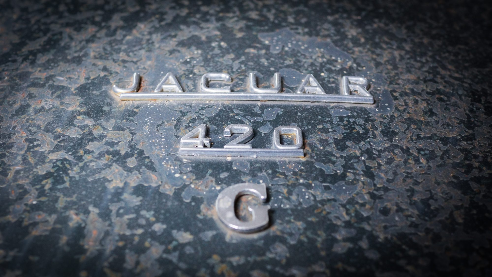 Jaguar, Jaguar 420G, 420G, The Krays, Ronnie and Reggie Kray, 420G badge