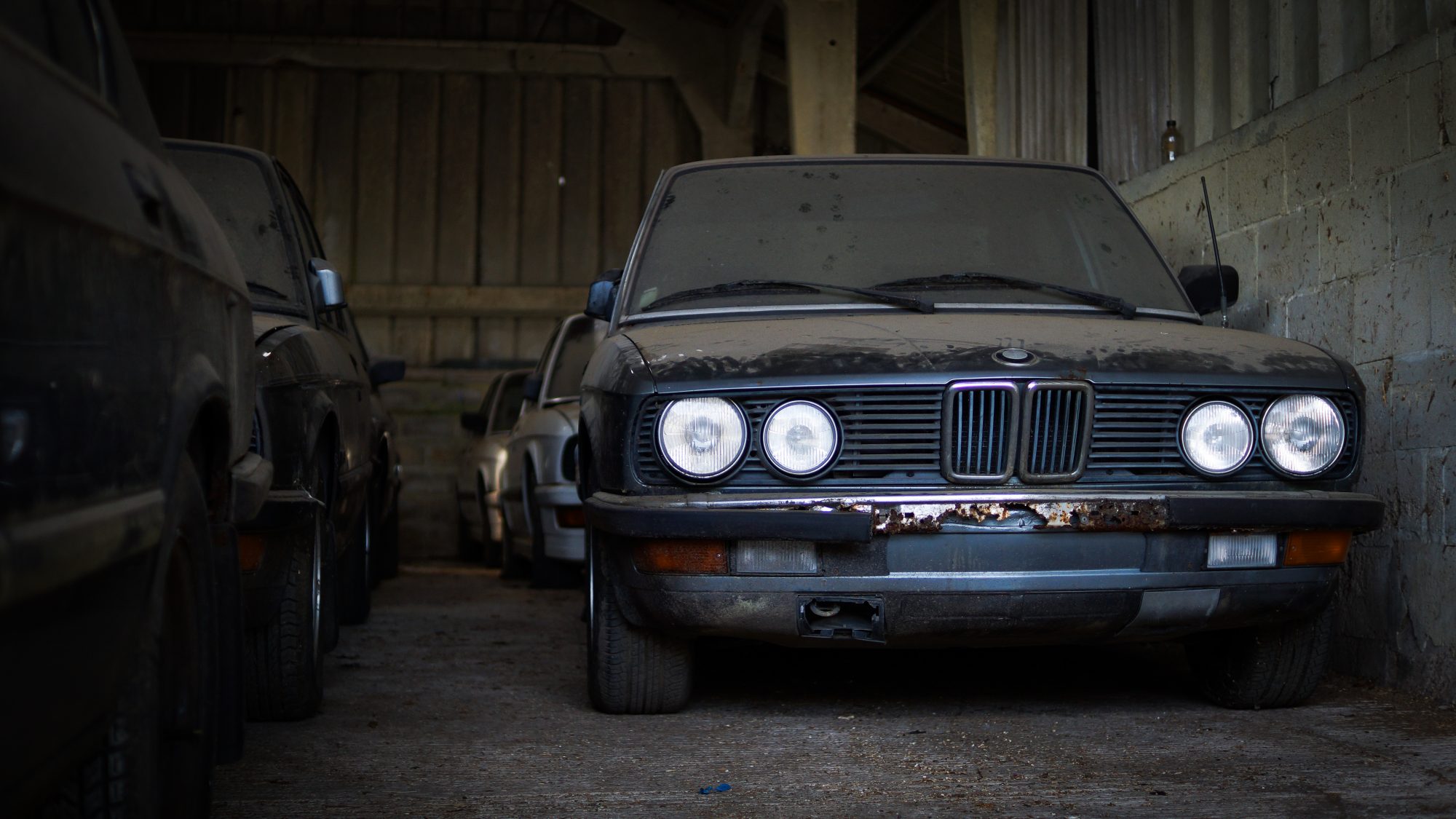 BMW, BMW E28, 520, 525e, 528i, M535i, M5, classic BMW, Barn find, french bmw