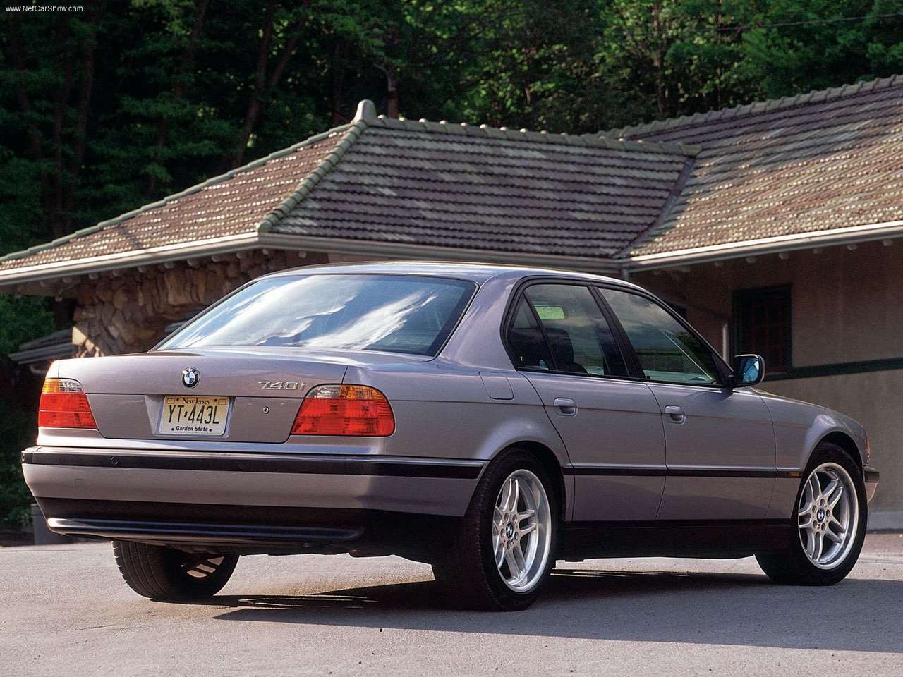 BMW, BMW E38, E38, E38 7 Series, 7 Series, Seven series, classic car, retro car, executive saloon, motoring, automotive, carandclassic, carandclassic.co.uk