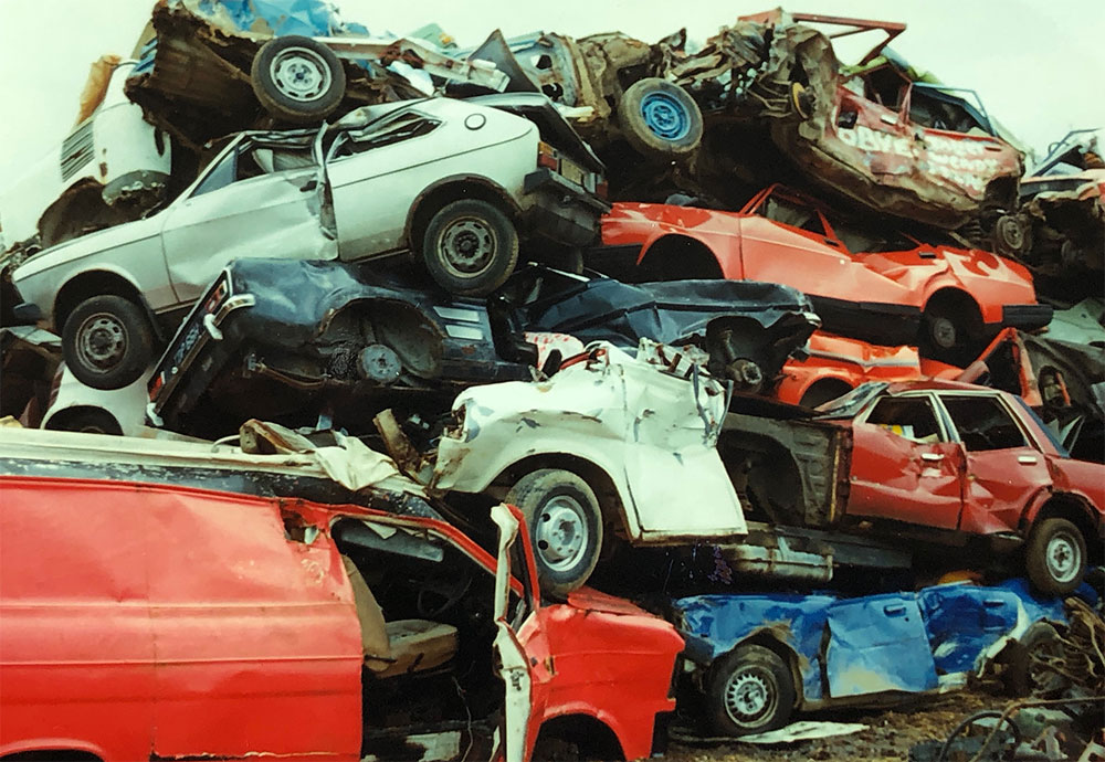 Scrap, scrap yard, classic car, retro car, scrap classic car, barn find, restoration
