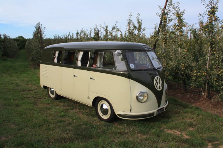 Volkswagen Camper – Five Gnatty 