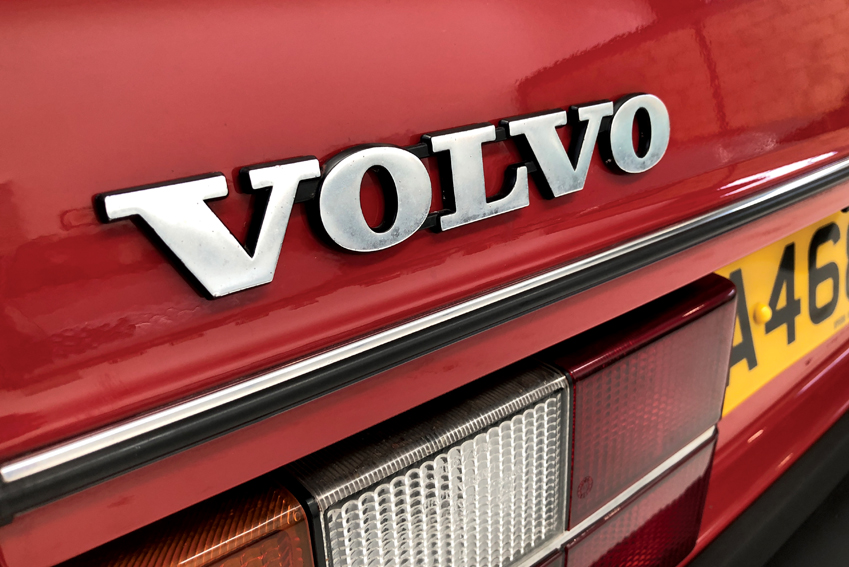 Volvo, Volvo 240, Volvo 240 buying guide, 240, classic Volvo, retro Volvo, classic car, retro car, motoring, automotive, carandclassic, carandclassic.co.uk