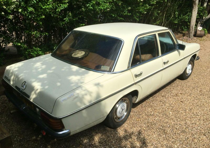 W115, Mercedes-Benz, Mercedes-Benz W115, South African import, project car, restoration project, barn find, motoring, automotive, car and classic, carandclassic.co.uk, retro, classic, classic Mercedes-Benz, Mercedes, Benz