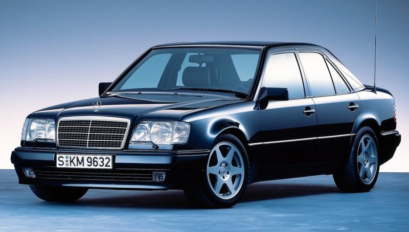 W124, Mercedes-Benz, Mercedes-Benz W124, E Class, Mercedes E Class, W123, classic car, retro car, motoring, automotive, car and classic, carandclassic.co.uk, modern classic,